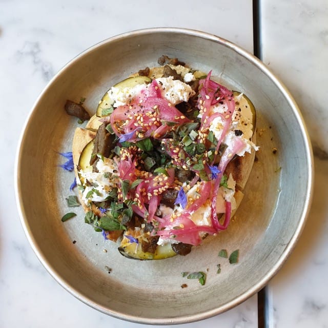 Beanit-suikaleissa on pehmeää härkisrouhetta kiinteämpi purutuntuma.