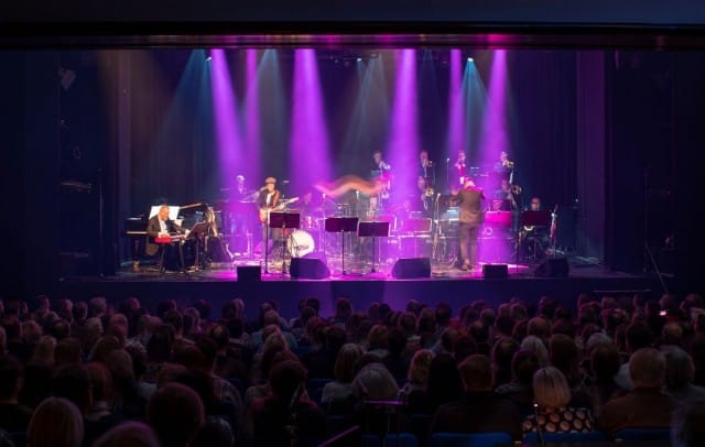 UMO Helsinki Jazz Orchestra ja Savoy-teatteri juhlistavat Helsinki-päivää kahdella ilmaiskonsertilla