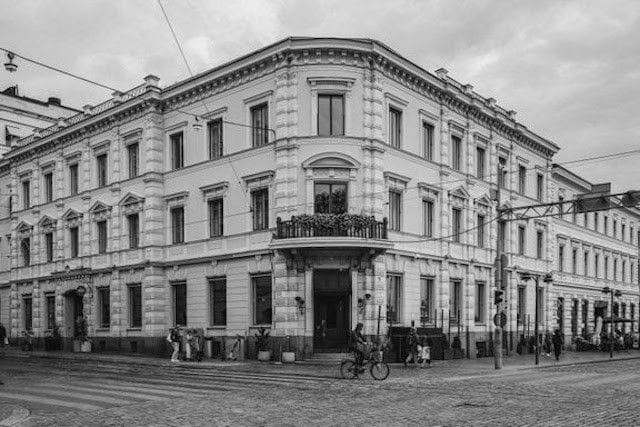 Ravintola Espa avataan entisen Rosterin paikalle.