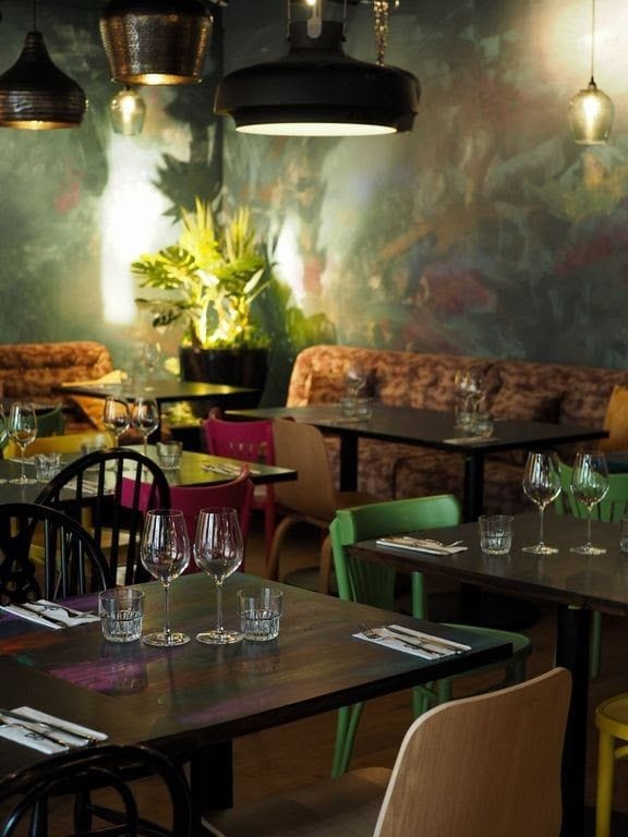 Citykäytävän Sandrossa on värikäs marokkolaishenkinen sisustus.