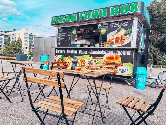 Vegan Food Box on vielä elokuun loppuun asti Aurinkolahden rannassa.