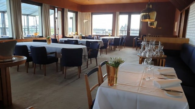 Alvar ja Aino Aalto suunnittelivat Savoyn alkuperäisen sisustuksen.