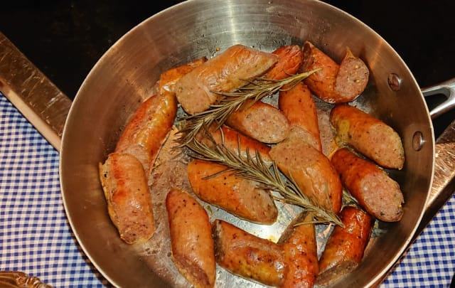 Herkullista lammasmakkaraa