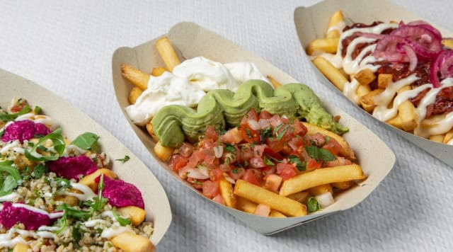 Jumbossa voi herkutella muun muassa näillä perunakoreilla.