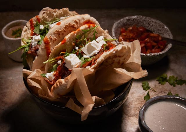 Abu Fuadin legendaarisia annoksia pääsee nauttimaan pian myös areenalla.