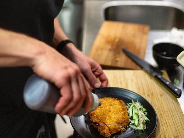 Tonkatsu on yksi Shinobin annoksista.