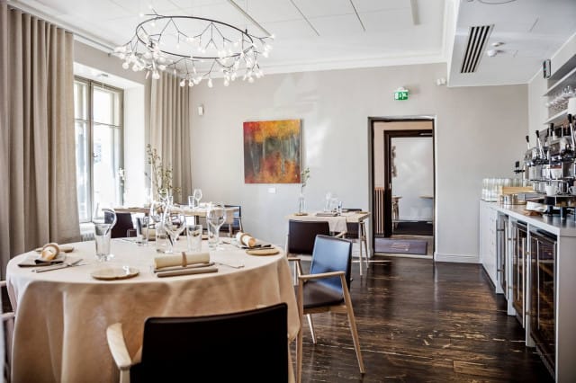 Ravintola Olon tunnelma pitää jokaisen kokea itse.