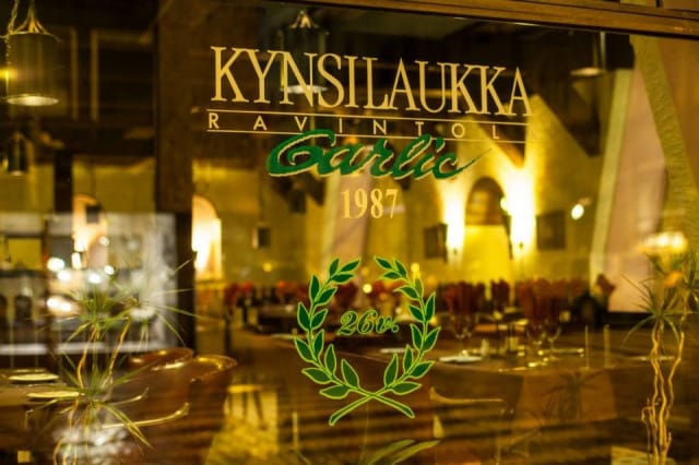 Kynsilaukka tarjoili asiakkaille valkosipulisia herkkuja.