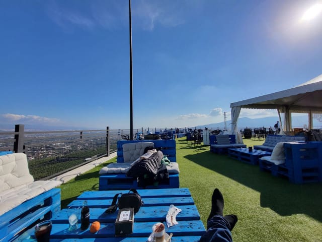 Samsung Galaxy S21 FE 5G:n kameralla voi ottaa laajakuvia. Kuva Espanjan reissulta.