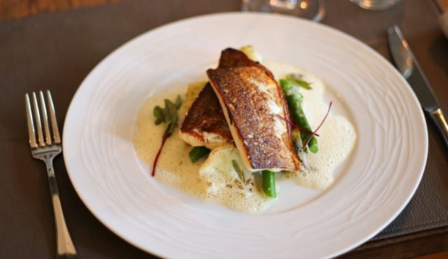 Ravintola OOBU tarjoaa raikkaita saaristolaisruokia keskellä Turkua.