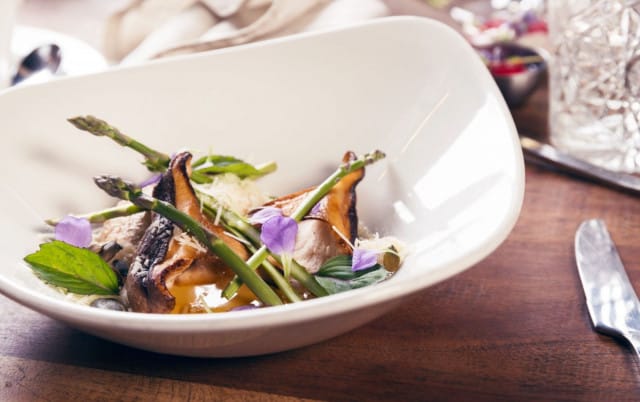 Urban sijaitsee vanhassa arvokiinteistössä aivan Kuopion torin tuntumassa.