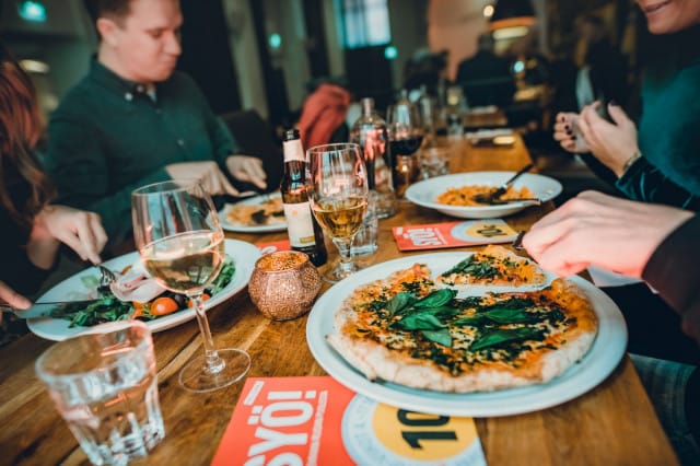 SYÖ!-viikoilla on taas mukana laaja kattaus erilaisia ruokalajeja edulliseen hintaan.