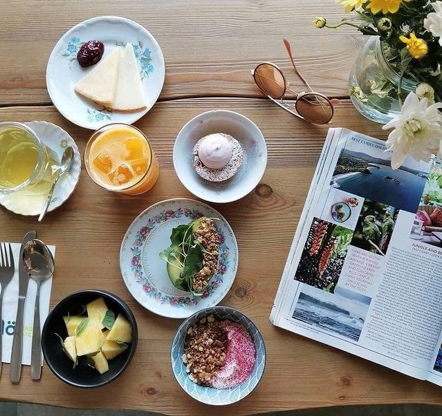 Kallion Flät no 14 kahvila on suosittu brunssipaikka Helsingissä