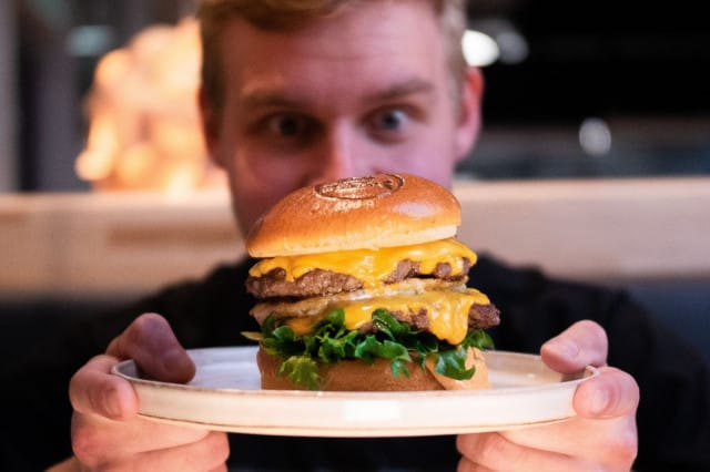 Lähes 80 prosenttia Barot’sin tuotevalikoimasta on hampurilaisia.