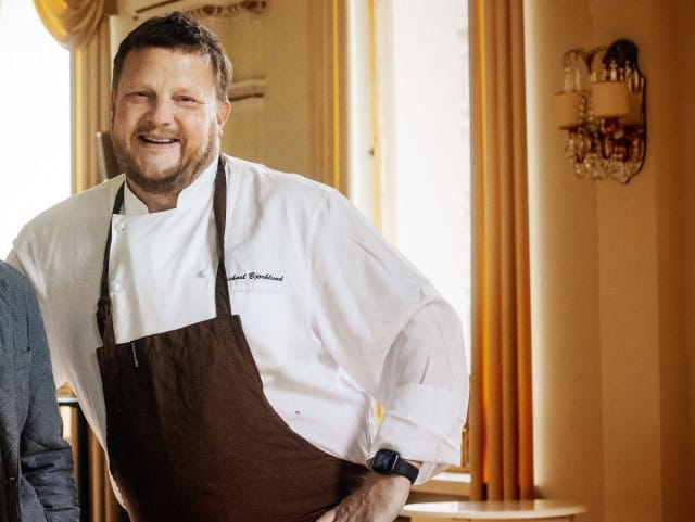 Björklund tulee vastaamaan Svenska Teaternin uudesta ravintolasta.