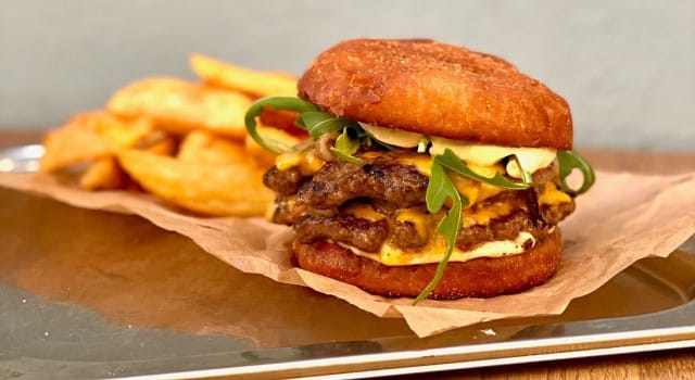 MorriSon'sin burgerit vievät taatusti nälän!