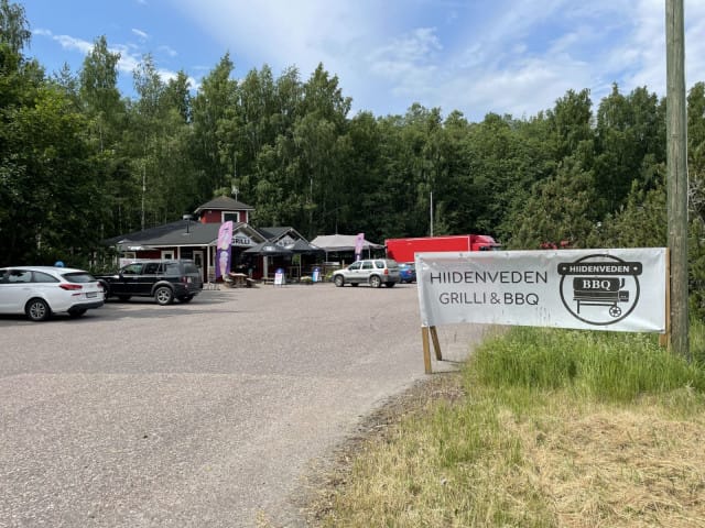 Hiidenveden Grilli on erinomainen syy valita reitti kulkemaan Turuntietä.