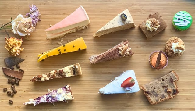 Jos kakkuhammasta kolottaa kannattaa suunnata El Fantin makeaan buffetiin Katariinankadulla.