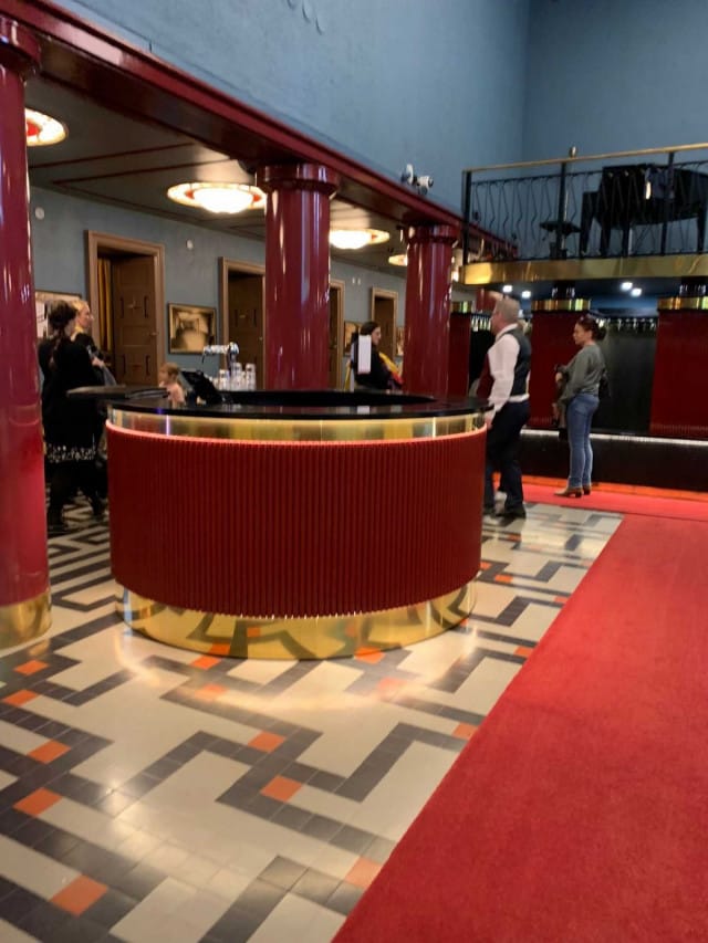 Tuulensuun Palatsin aula