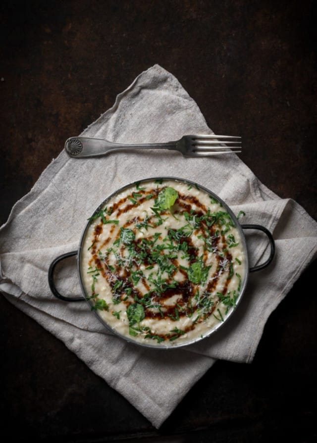 Tapiolan Bistro O Mat sijaitsee kauppakeskus Ainoassa.