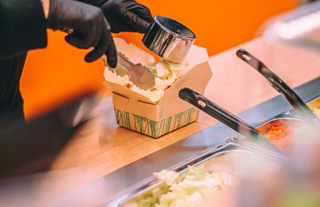 Fire Wokin annokset ovat täynnä makua ja laadukkaita raaka-aineita.