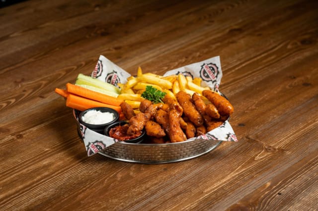 Maistuis varmaan sullekin?