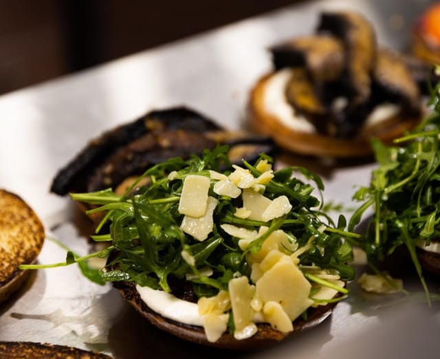 Portobello-sientä, rucolaa ja parmesaania... nam!