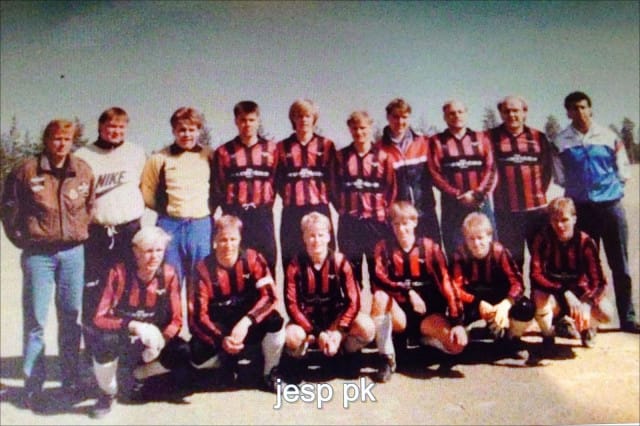 Tallennettu näytöltä napatusta heikkolaatuisesta kuvasta.