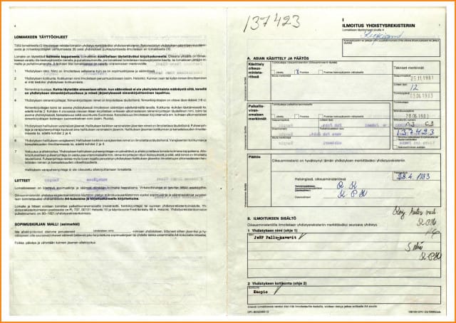 Mukana kirjoituskoneella kirjoitettuja liitteitä 12 kappaletta!