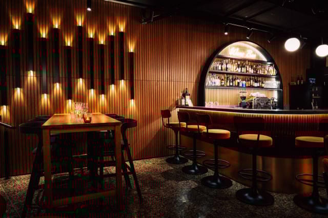 Dagmarin sisusta on tyylikäs ja rakennettu ajatuksella. Kuva: Oy Botta Ab / Dagmar