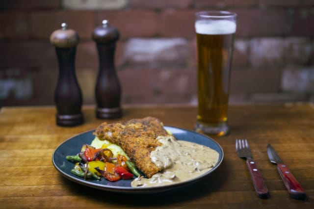 MorriSon'sin leike vie taatusti nälän!