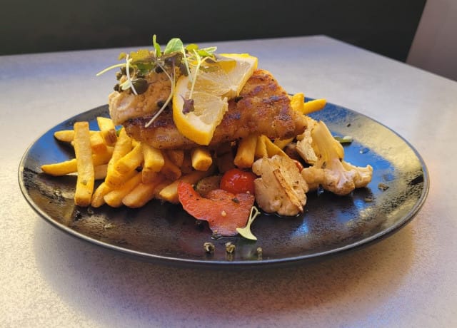 Gastropub Löydössä kannattaa annosten kylkeen ehdottomasti kysyä myös juomasuosituksia.