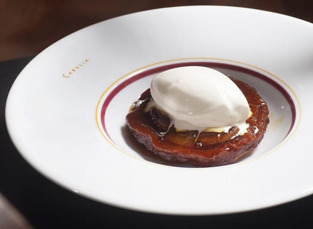 Carelian Tarte Tatin kuuluu annoksiin, jotka tulee ehdottomasti kokea edes kerran elämässään.