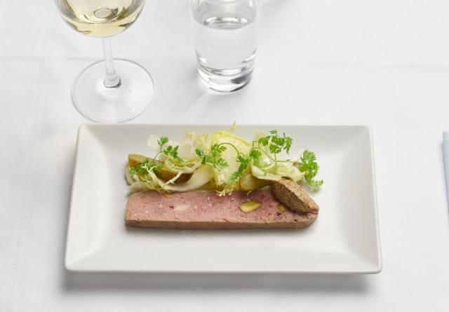 Maxillin toiminta on jatkunut yli 30 vuotta samalla nimellä, samassa paikassa.