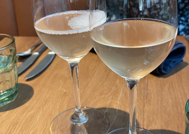 Jokaiselle ravintolasta löytyvälle viinille löytyy täydellinen ruokaparitus.