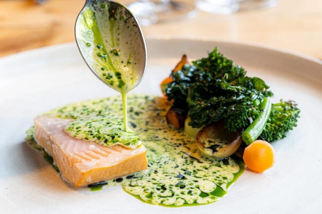 Kielossa on aina tarjolla sesongin parhaita raaka-aineita luonnosta ja puutarhasta.