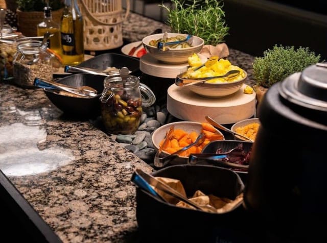 Bistro ELOssa vappu sujuu herkullisissa ja iloisissa tunnelmissa.