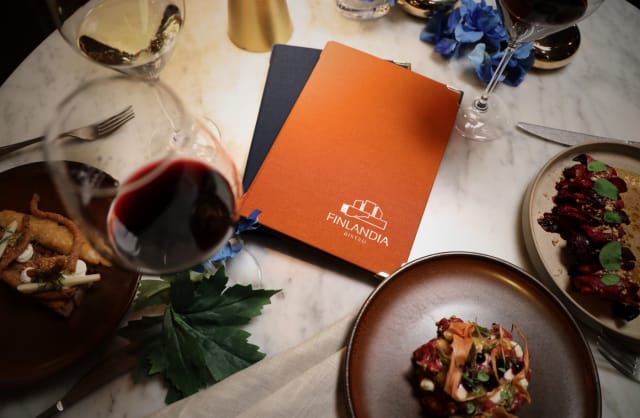 Finlandia Bistro tarjoilee äitienpäivänä kolmen ruokalajin menukokonaisuutta ja kahden ruokalajin lasten menua.