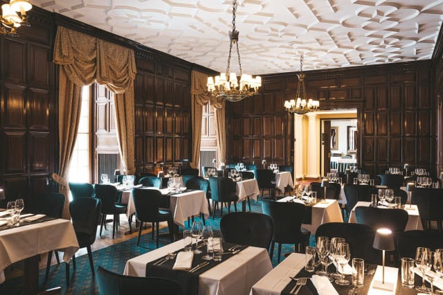 Carl Wilhelm on elämys; kunnianosoitus historialliselle loistolle ja nykyajan ruokakulttuurille.