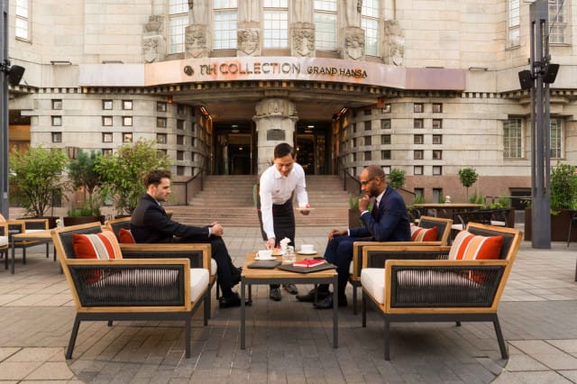 Pala Espanjaa -tapahtuman lisäksi terassilla on luvassa paljon viihdyttävää ohjelmaa.