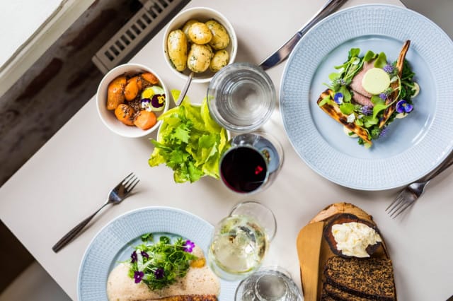 Lonna on The Guardianin mukaan täydellinen kesäpakopaikka lähellä keskustaa.