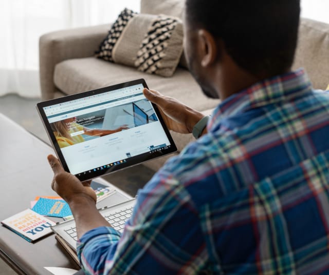 Kestikin yllättävän pitkään, että Linkkariin rantautui tuttu lieveilmiö eli epäsuora tai suoranainen seuranhaku. Kuvituskuva.