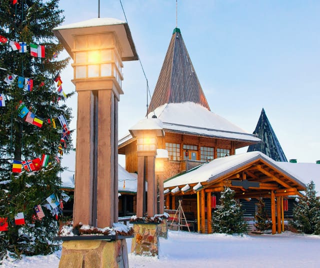 Joulupukin kylä Rovaniemellä. Tänne kirjeesi siis päätyy, jos tai kun kirjoitat Joulupukille.