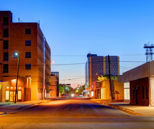 Näin jännää Roswellissa on iltaisin.