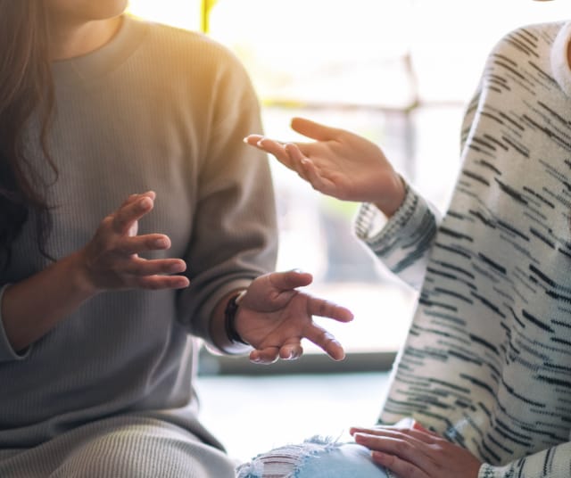 "Mä skannasin ja sit mä fiilistelin sitä ennen kuin päätin laittaa fyrkat tiskiin ja sanoin sille kundille et shut up and take my money.."