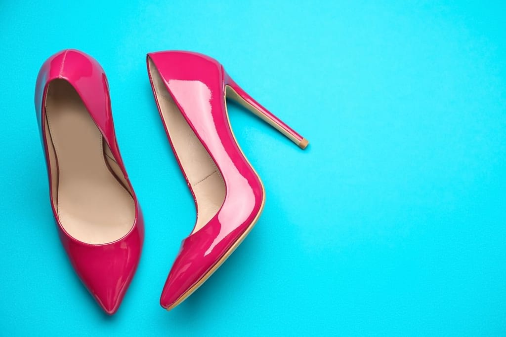 pinkit korkokengät bimbofikaatio tyyli estetiikka muoti