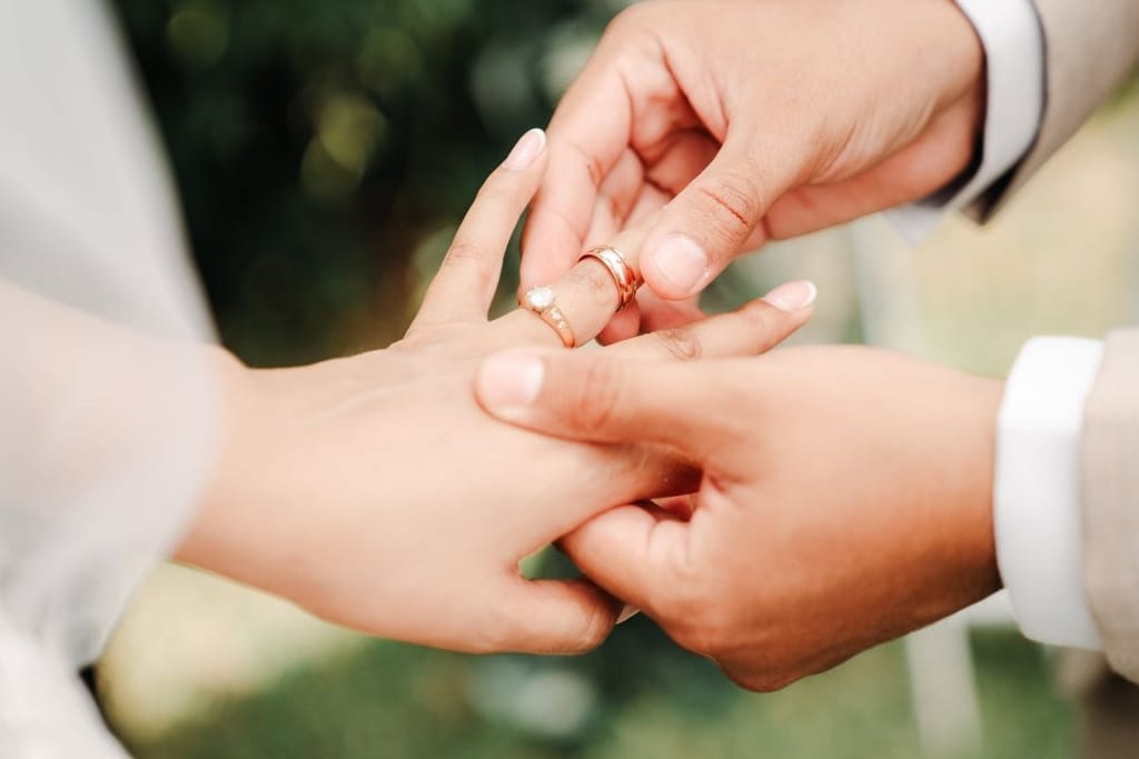 Ville Haapasalo naimisiin.