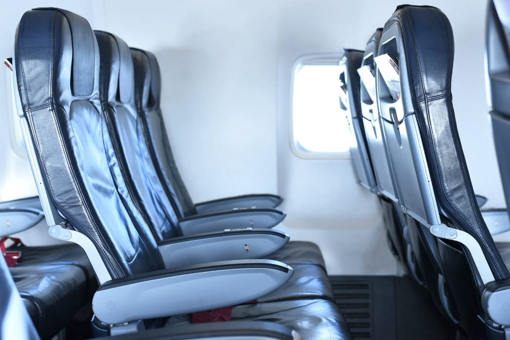Lentokoneen penkkejä.