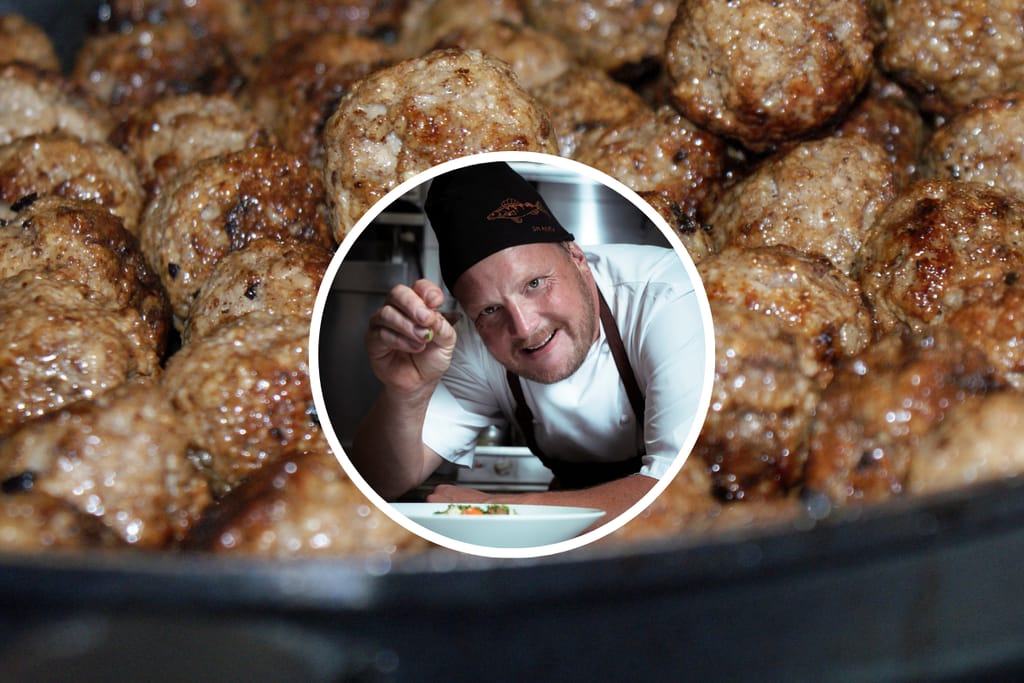 Taustalla lihapullia pannussa, edessä kuva kokki Michael Björklundista.