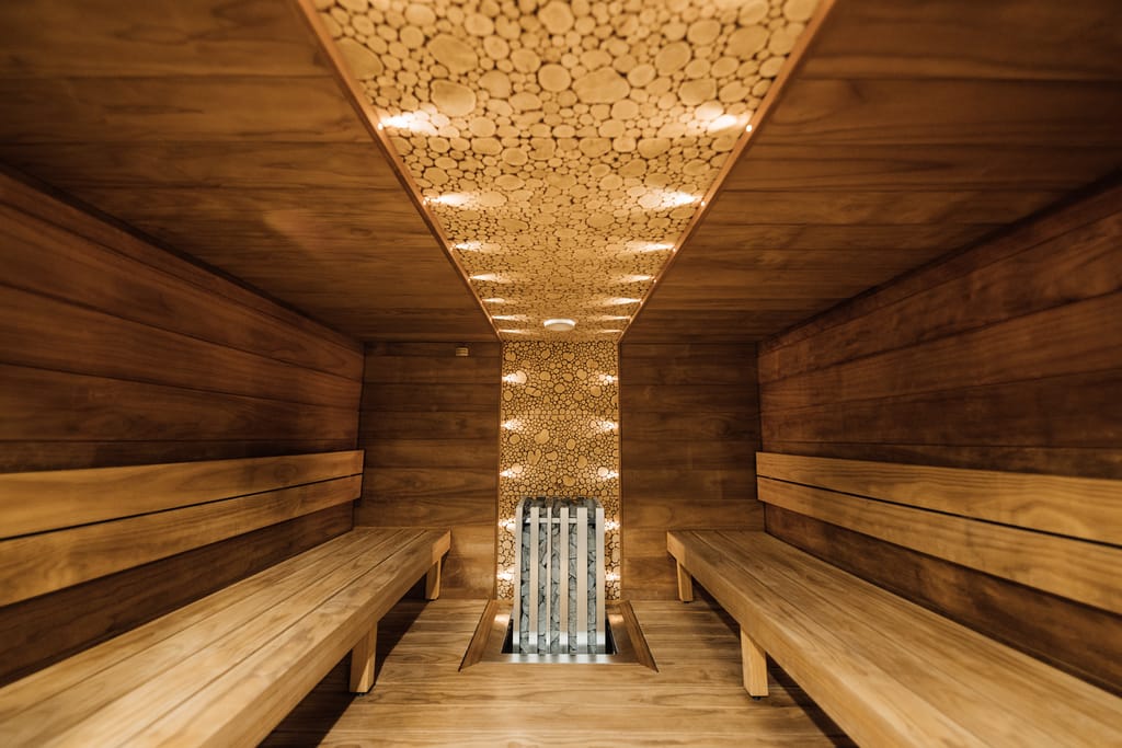 Toimistosauna edistää palautumista ja työntekijöiden hyvinvointia.